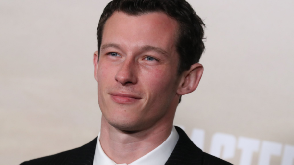 nu frontal Callum Turner