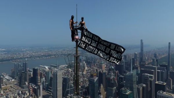 russos presos após escalar o Empire State Building