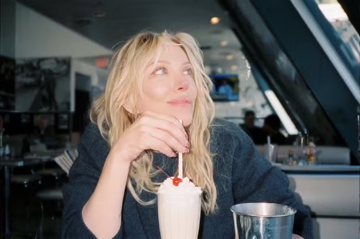 A cantora Courtney Love