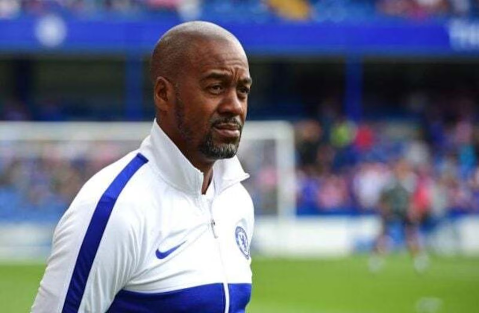 Eddie Newton defendeu o Chelsea nos anos 1990
