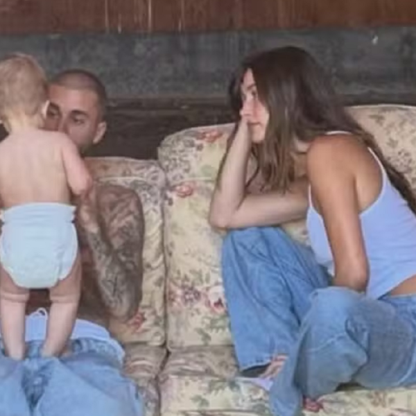 Hailey Bieber comemora 2 anos do filho com Justin Bieber