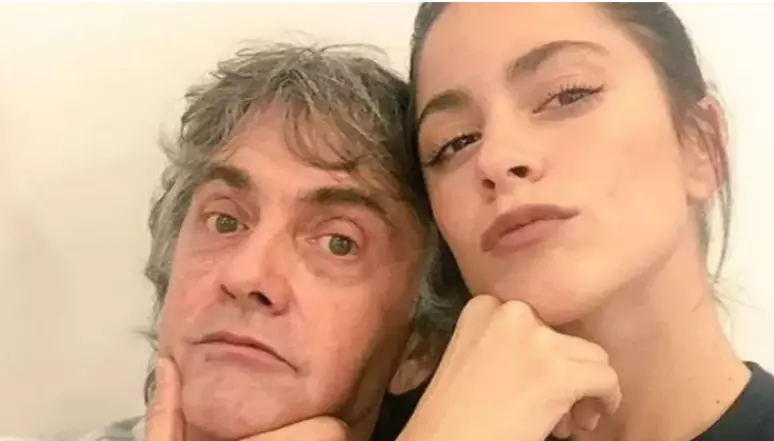 Quem é a cantora e namorada de jogador que rompeu com o pai após disputa por fortuna milionária 48 image