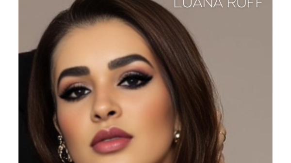 prod track files 1843037 extra pictures Luana Ruff