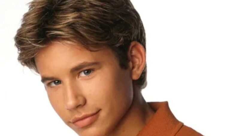 Astro teen dos anos 90, Jonathan Taylor Thomas é preso após supostamente chutar policial, diz site