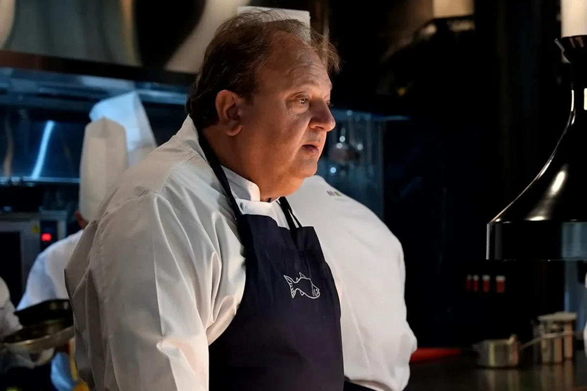 Erick Jacquin é internado após procedimento médico para desobstruir artérias