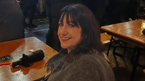 Gillian Gilbert, do New Order, revela diagnóstico de câncer 18 Gillian Gilbert cancer