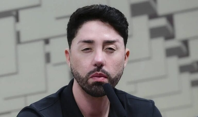 Rico Melquíades é processado por assédio eleitoral contra funcionárias 47 rico-melquiades-processado-assedio-eleitoral-funcionarias