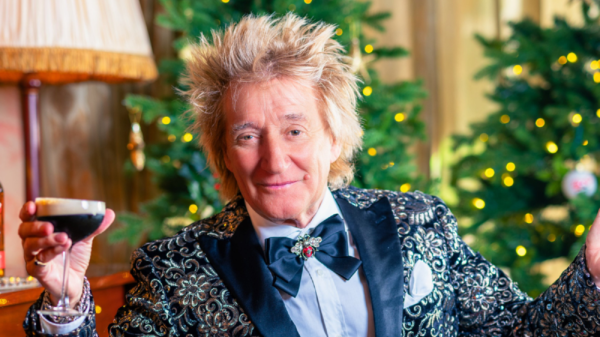 Aos 81 anos, Rod Stewart anuncia última turnê da carreira após problemas de saúde