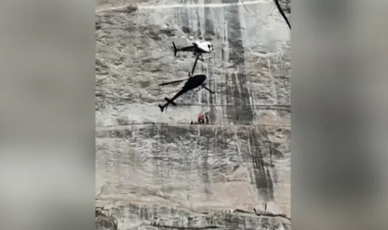 Vídeo: escalador é resgatado de penhasco de 200 metros na Califórnia, nos EUA 51 Escalador resgatado em penhasco de 200 metros - Foto: Reprodução