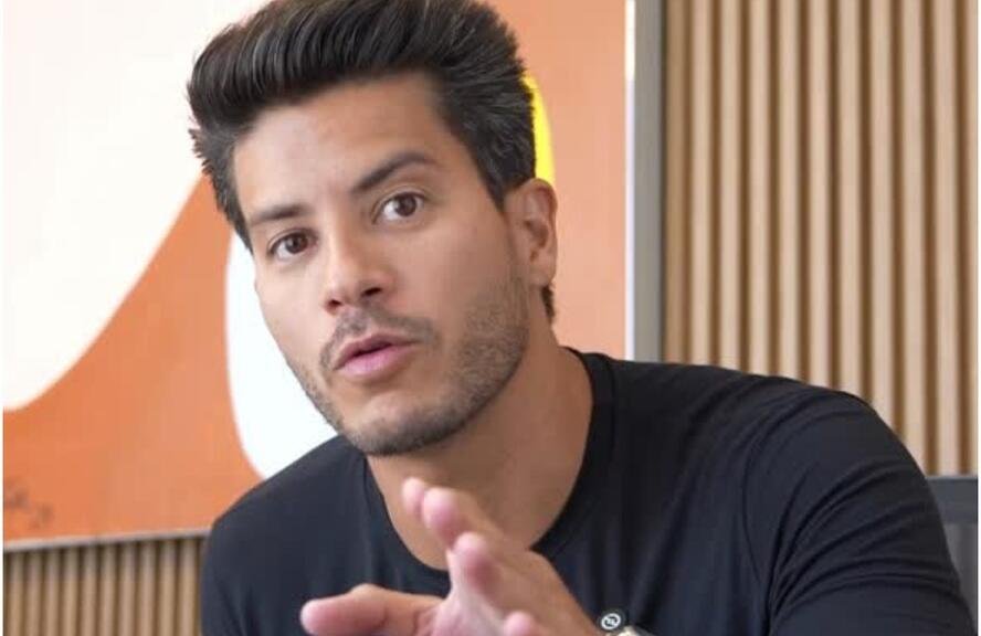 Arthur Aguiar quebra o silêncio após especulações sobre dívidas e ação de despejo