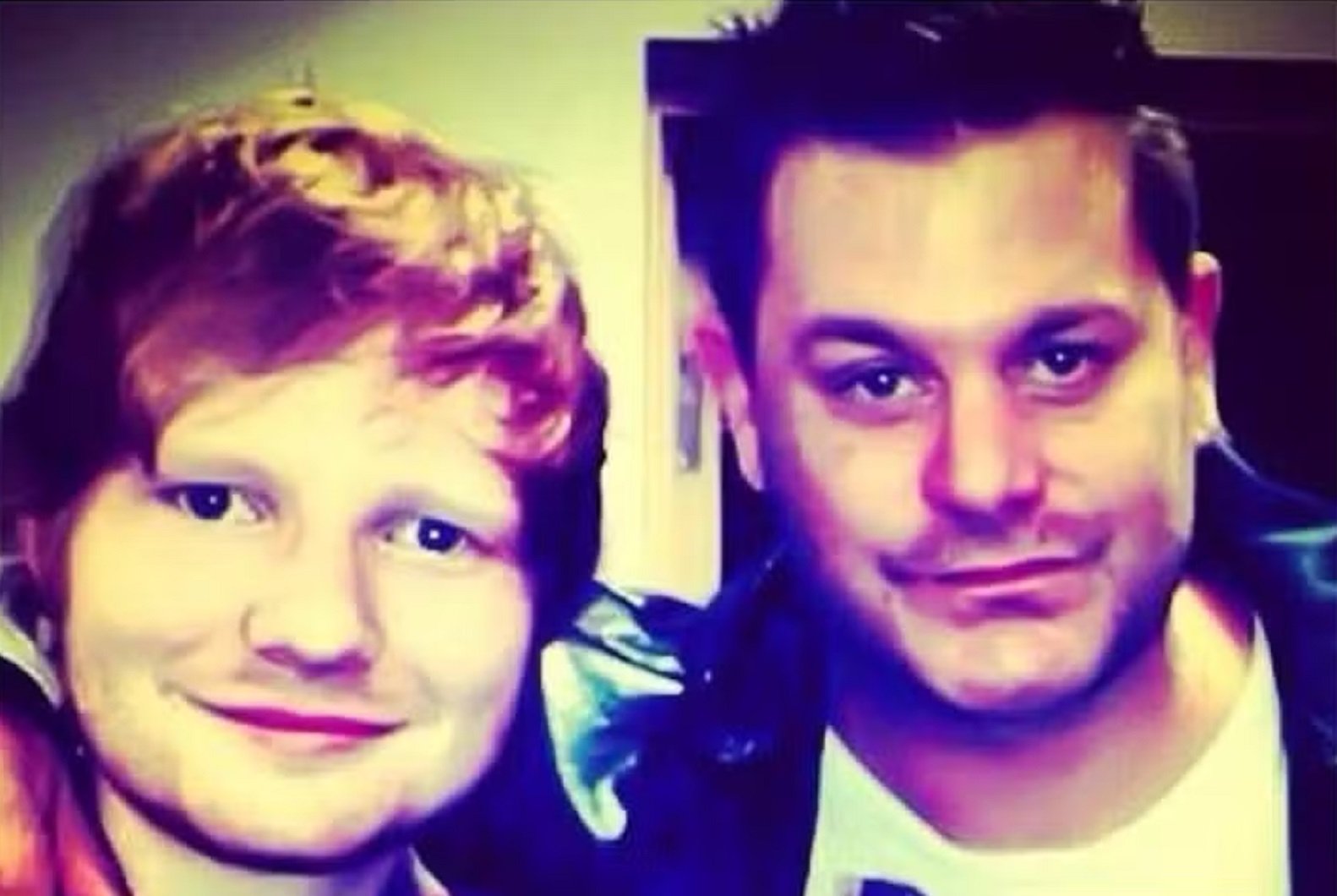 Ed Sheeran com o primo, Jethro Sheeran — Foto: Reprodução