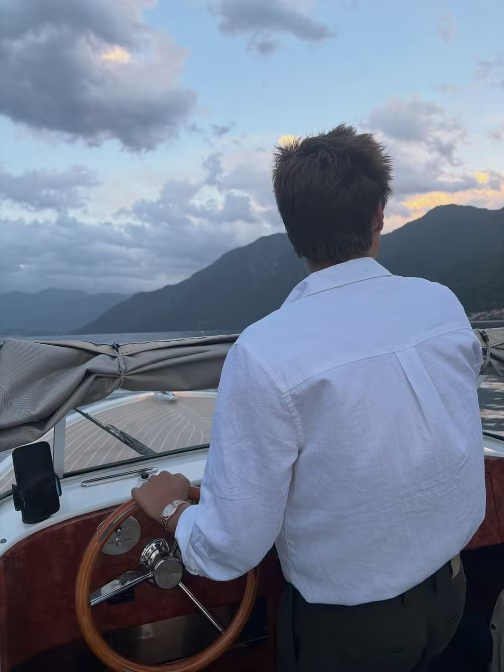 Millie Bobby Brown compartilha fotos inéditas de viagem com marido e filha 51 image