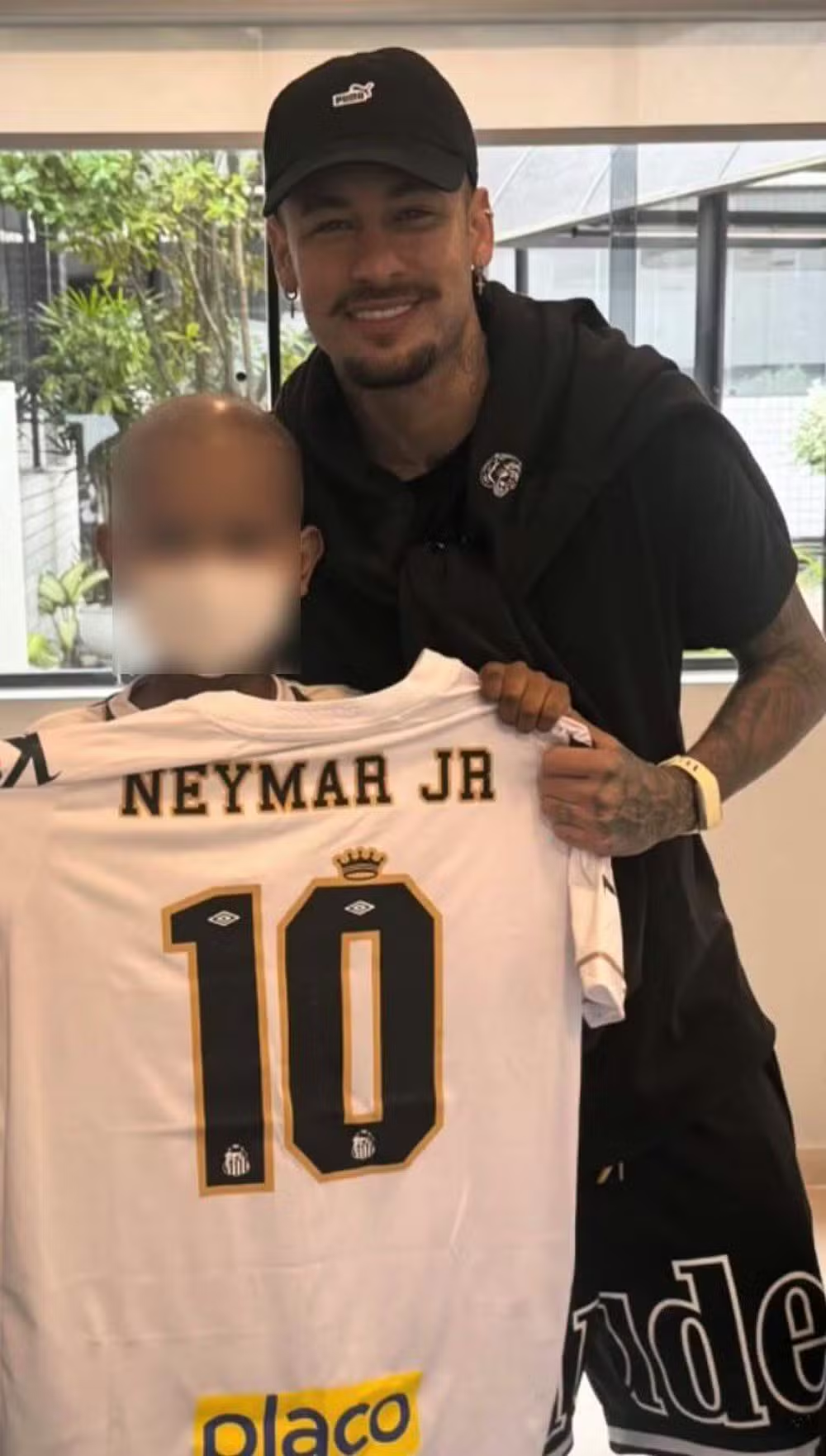 Neymar aparece com novo visual e chama atenção nas redes sociais; veja o antes e depois