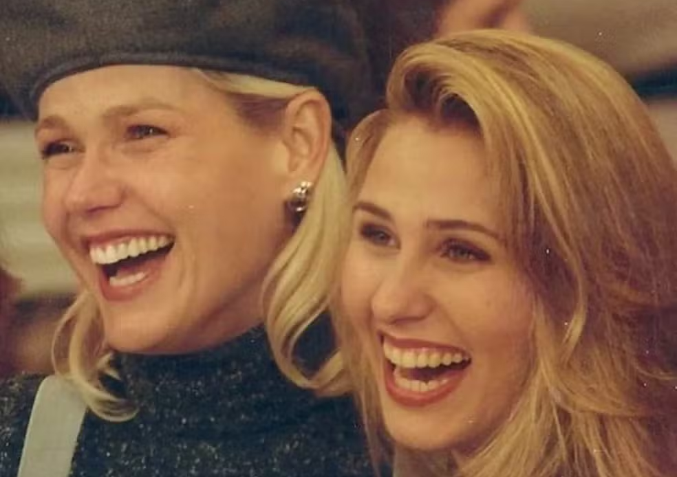 Xuxa processa ex-paquita Andrea Sorvetão por dívida de R$ 26 mil relacionada a apartamento 47 Xuxa processa ex-paquita Andrea Sorvetão por dívida de R$ 26 mil relacionada a apartamento