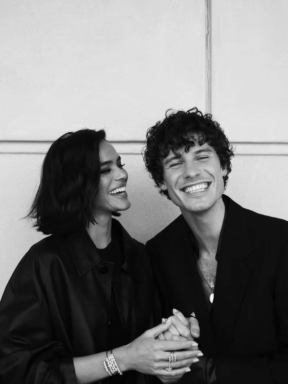 Bruna Marquezine e Shawn Mendes trocam beijos nos bastidores de desfile da Gucci em Milão; veja fotos 47 Bruna Marquezine e Shawn Mendes trocam beijos nos bastidores de desfile da Gucci em Milão; veja fotos