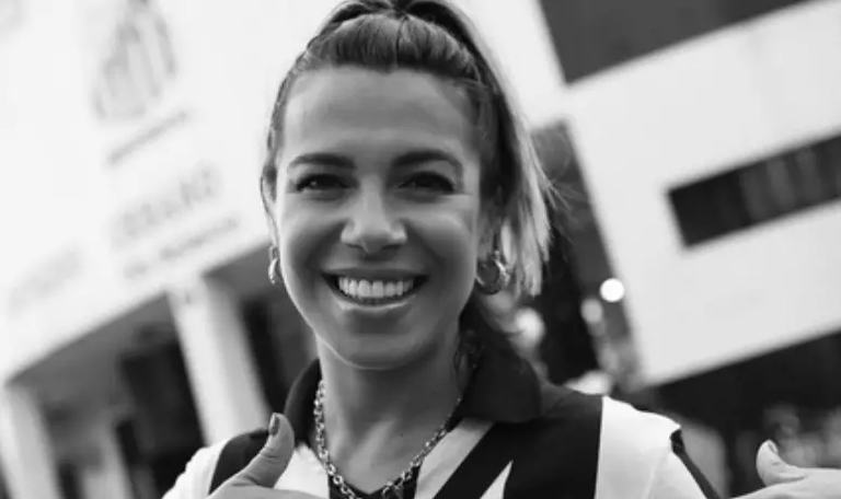 Morre Naty Potira, influenciadora e torcedora do Santos que lutava contra o câncer 48 Morre Naty Potira, influenciadora e torcedora do Santos que lutava contra o câncer