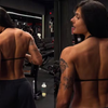 Ana Castela surpreende ao exibir costas musculosas: “Eles tão que tão”