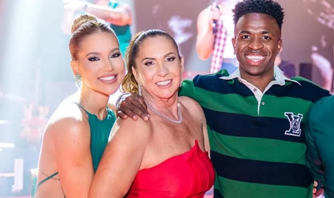 Mãe de Virginia Fonseca deixa de seguir amigos da filha e pessoas próximas a Vini Jr.; veja a lista 47 Mãe de Virginia Fonseca deixa de seguir amigos da filha e pessoas próximas a Vini Jr.; veja a lista