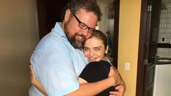 Amigo de Titina Medeiros, ator e produtor Marcílio Amorim morre aos 48 anos dias após homenagem à atriz