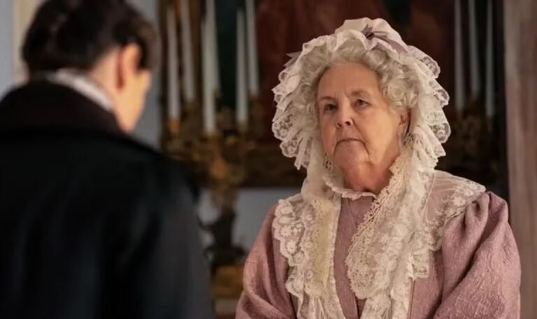 Atriz Stephanie Cole, conhecida como “A Viúva Negra”, morre aos 84 anos 48 Stephanie Cole, com Tia Ann, em 'Gentleman Jack' — Foto: Divulgação