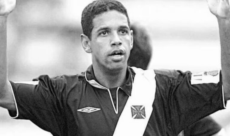 Morre Henrique, multicampeão pelo Vasco e ex-jogador do Atlético-MG, aos 49 anos 49 Morre Henrique, ex-zagueiro do Vasco, aos 49 anos – Divulgação/Vasco