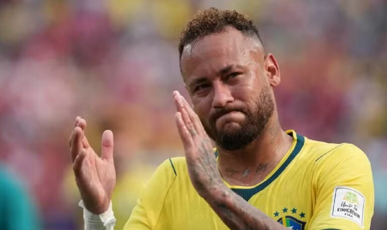 Vídeo: Neymar é vaiado durante show de banda internacional em São Paulo 47 neymar viado