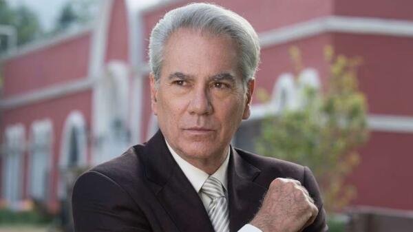 Morre o ator Otto Sirgo, conhecido por novelas de sucesso exibidas pelo SBT 20 Morre o ator Otto Sirgo, conhecido por novelas de sucesso exibidas pelo SBT