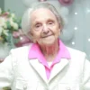 Vovó Elma, influenciadora conhecida por compartilhar receitas, morre aos 103 anos