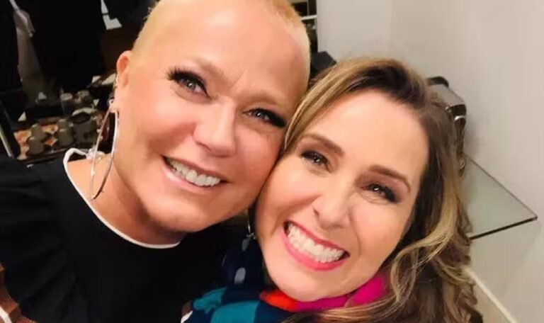 Xuxa e a ex-paquita Andrea Sorvetão — Foto: Reprodução