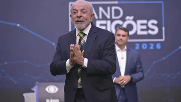 Debate na Globo não terá checagem de fatos ao vivo na TV; entenda
