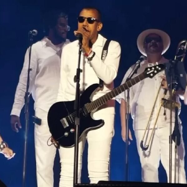 Aos 87 anos, Jorge Ben Jor se emociona em show que marca retorno às grandes arenas brasileiras