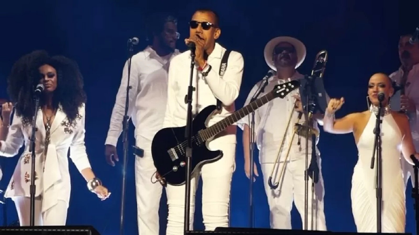 Aos 87 anos, Jorge Ben Jor se emociona em show que marca retorno às grandes arenas brasileiras