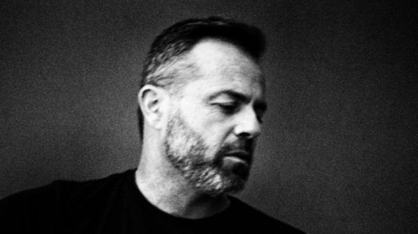 Olivier Brunie: entre o rock visceral e a poesia das emoções