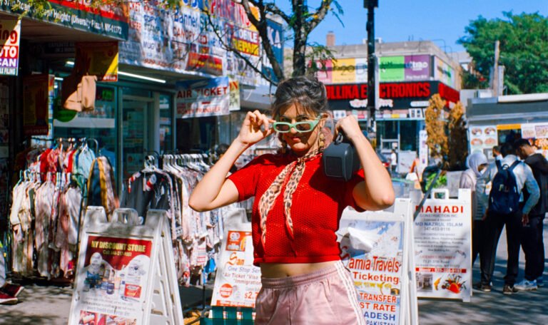 Laura Peartree, cidadã do mundo, lança "Pisadinha de Nova York" uma carta de amor à latinidade