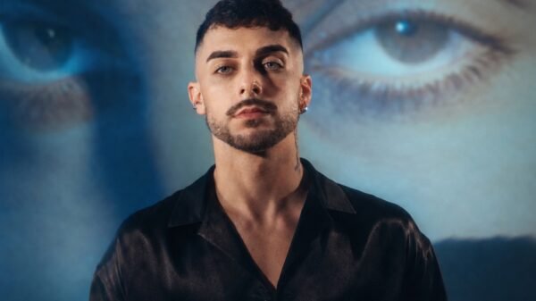 Rapha Ribeiro apresenta “Teu Jeito”, single que aposta no romantismo e na sensibilidade do pop contemporâneo
