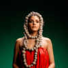 Belá Bacelar retoma carreira musical com lançamento de “Dona de Todo Tempo”