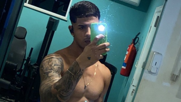 Homem investigado por importunação sexual em academia anuncia perfil no OnlyFans