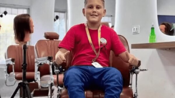 Influencer conhecido como “Barbeiro Mirim” é assassinado a tiros aos 14 anos em Pernambuco