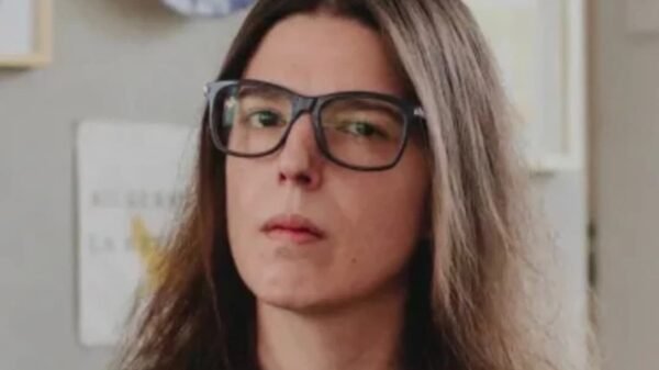 Jornalista Camila Kfouri, filha de Juca Kfouri, morre aos 48 anos; famosos lamentam perda