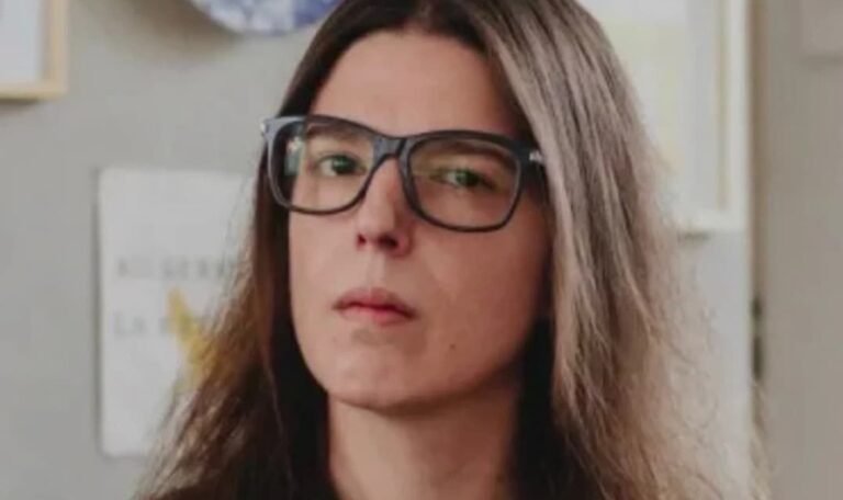 Jornalista Camila Kfouri, filha de Juca Kfouri, morre aos 48 anos; famosos lamentam perda 50 Jornalista Camila Kfouri, filha de Juca Kfouri, morre aos 48 anos; famosos lamentam perda