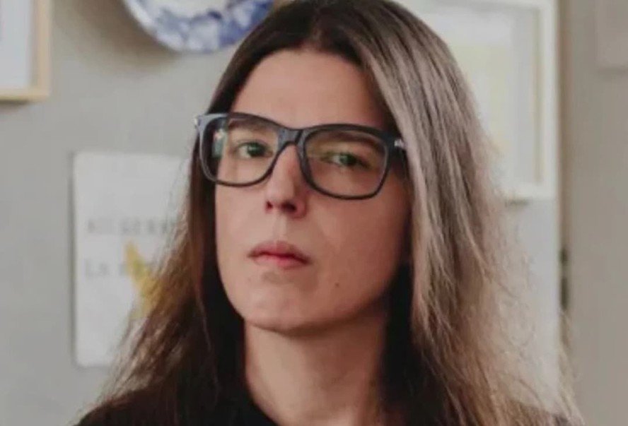 Jornalista Camila Kfouri, filha de Juca Kfouri, morre aos 48 anos; famosos lamentam perda