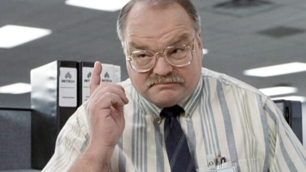Morre Richard Riehle, ator de ‘Como Enlouquecer Seu Chefe’, aos 78 anos 2 Morre Richard Riehle, ator de ‘Como Enlouquecer Seu Chefe’, aos 78 anos