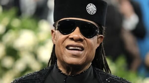 Stevie Wonder pede despejo de ex-noiva que vive em imóvel do cantor há 38 anos