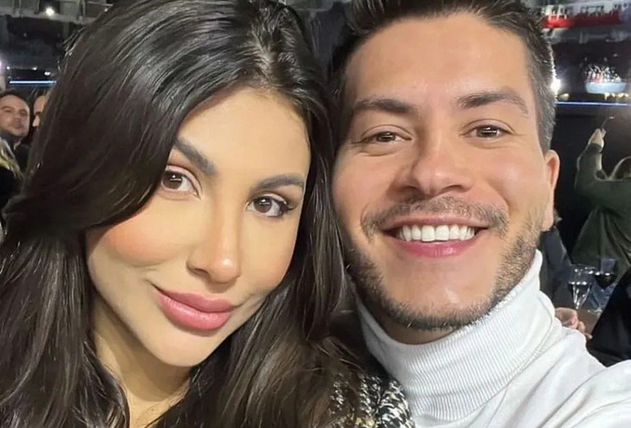 Grávida, Jheny Santucci anuncia separação de Arthur Aguiar três meses após casamento