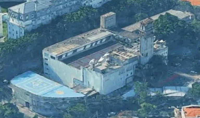 PM é acionada após suspeita de bomba nas proximidades de debate entre Lula e Flávio Bolsonaro 47 PM é acionada após suspeita de bomba nas proximidades de debate entre Lula e Flávio Bolsonaro