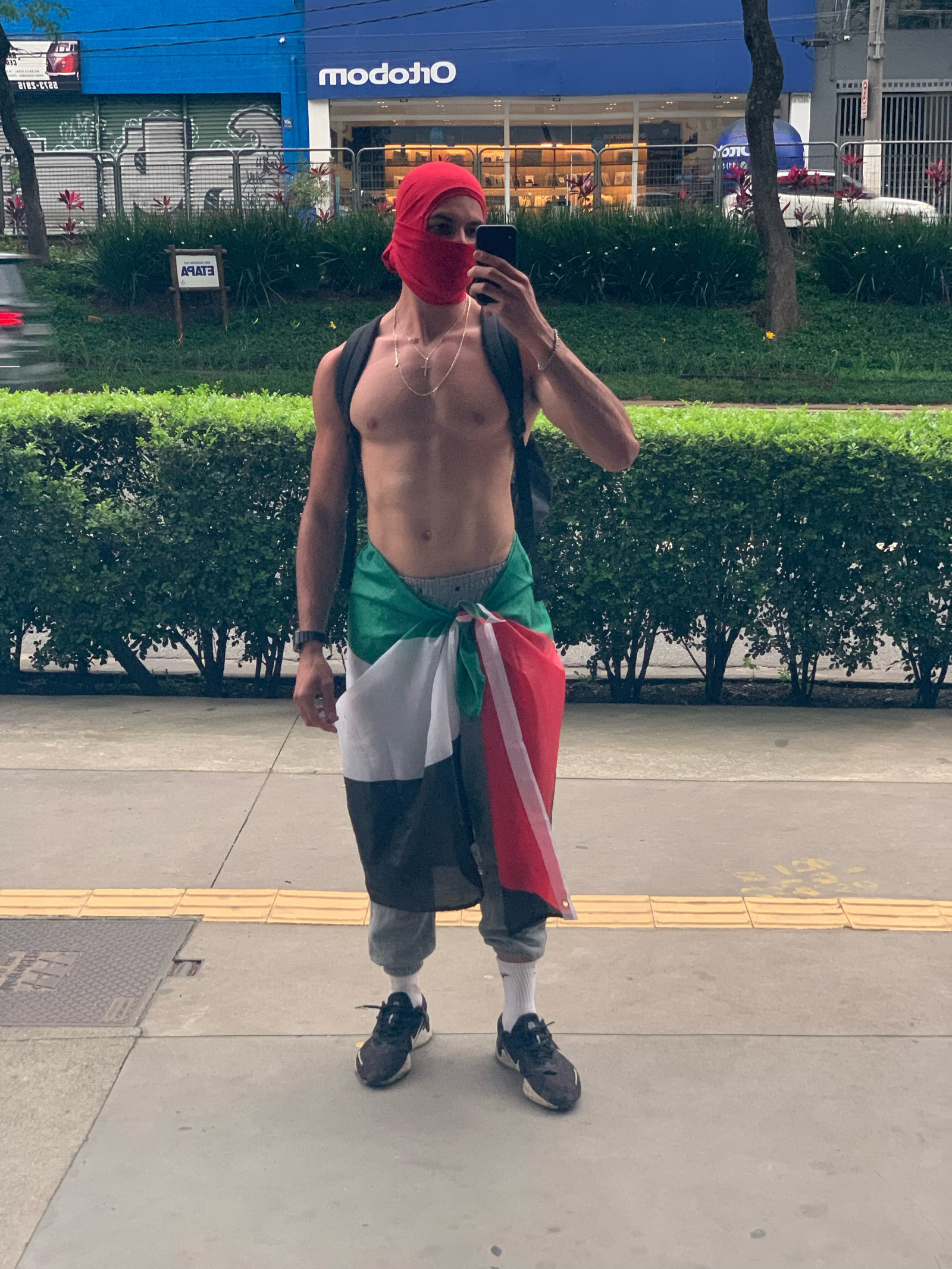 “Gostoso da Paulista” é alvo de acusações de fraude, diz jornalista 47 “Gostoso da Paulista” é alvo de acusações de fraude, diz jornalista