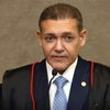 Mensagens no celular de Vorcaro citam “Kassio” e quarto reservado para ministro com "cinco meninas"