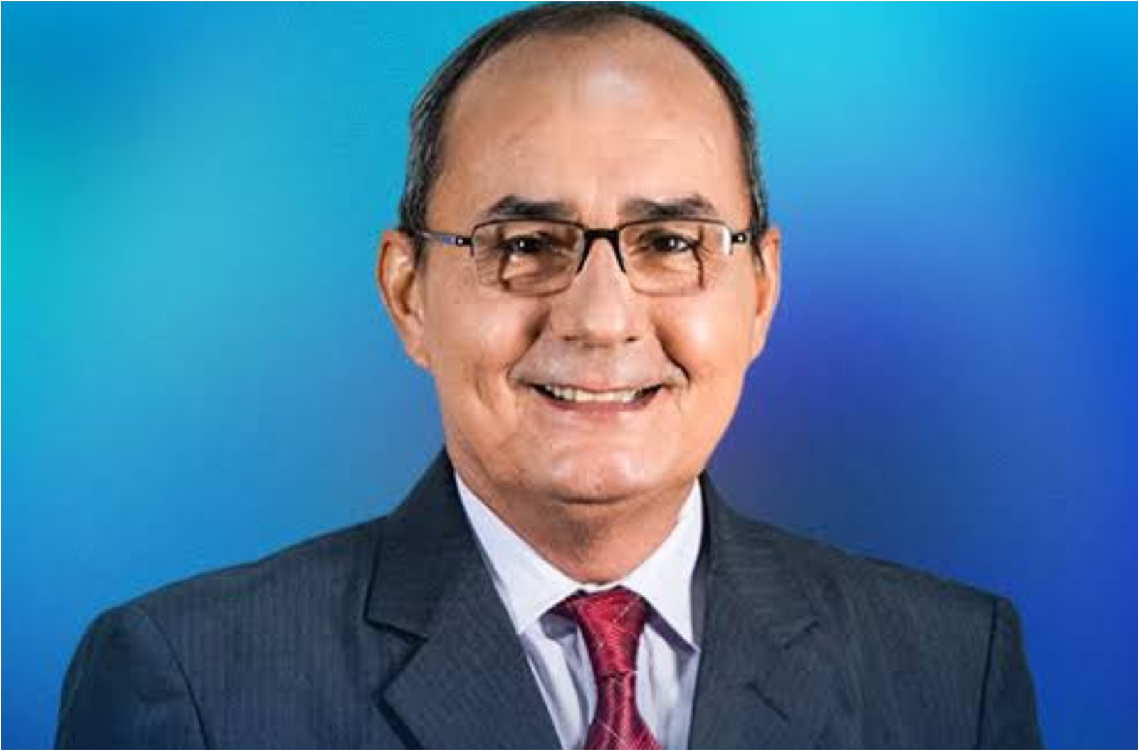 Morre Ayres Rocha, referência do jornalismo acreano, aos 62 anos