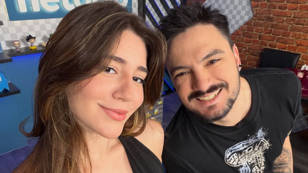 Juliane Carvalho e Felipe Neto se casaram no civil nesta semana - Foto: Reprodução/Instagram @julianecarvalh0