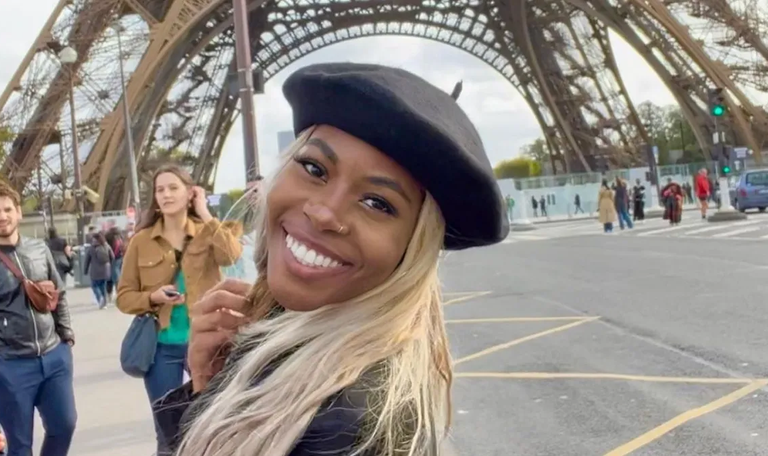 Ex-estrela de reality show morre aos 34 anos após luta contra câncer de mama
